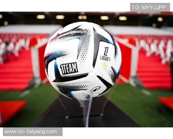 再次被判越位球员精彩长传直入禁区抢射却遭VAR裁判确认无效 再次被判越位球员精彩长传直入禁区抢射却遭VAR裁判确认无效