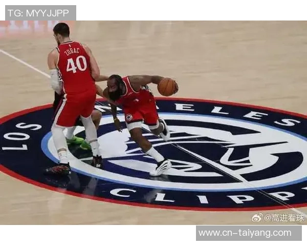 太阳全场狂抢19次断球创联盟本赛季单场新纪录展现防守实力 太阳全场狂抢19次断球创联盟本赛季单场新纪录展现防守实力