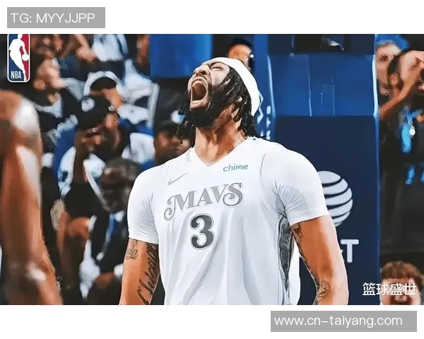 独行侠训练照曝光弗拉格与安东尼戴维斯激烈对抗展现竞争精神