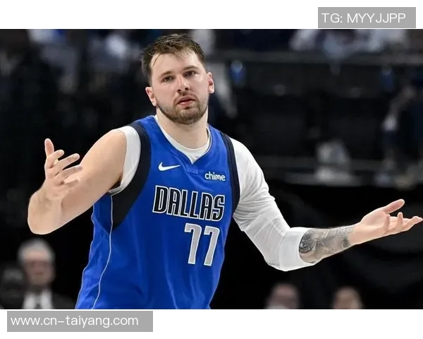 东契奇荣膺12月19日NBA最佳球员展现超凡实力引发热议 东契奇荣膺12月19日NBA最佳球员展现超凡实力引发热议